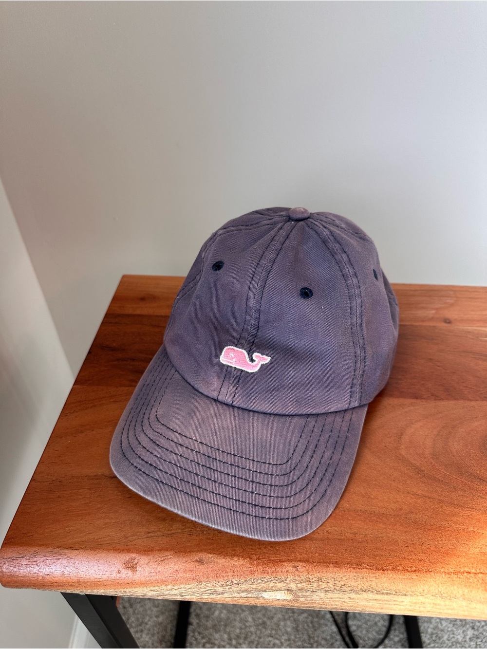 Vineyard Vines Adult Navy Blue Pink Whale Logo Sun Bleached Baseball Cap Hat